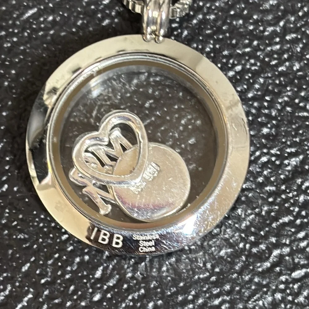 IBB Floating Charm #1 Mom Pendant Stainless Steel Charm Round Necklace